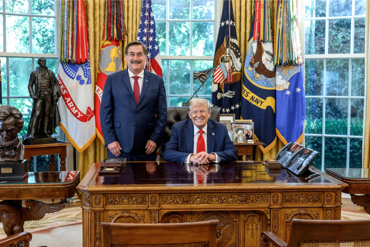 President Donald Trump (right) with Mike Lindell (left). (Photo/ Mike Lindell on X)